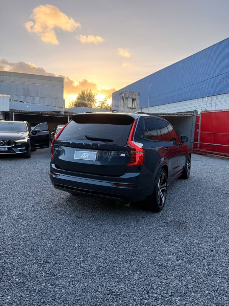 VOLVO XC90 T8 ULTIMATE DARK 2023/2024