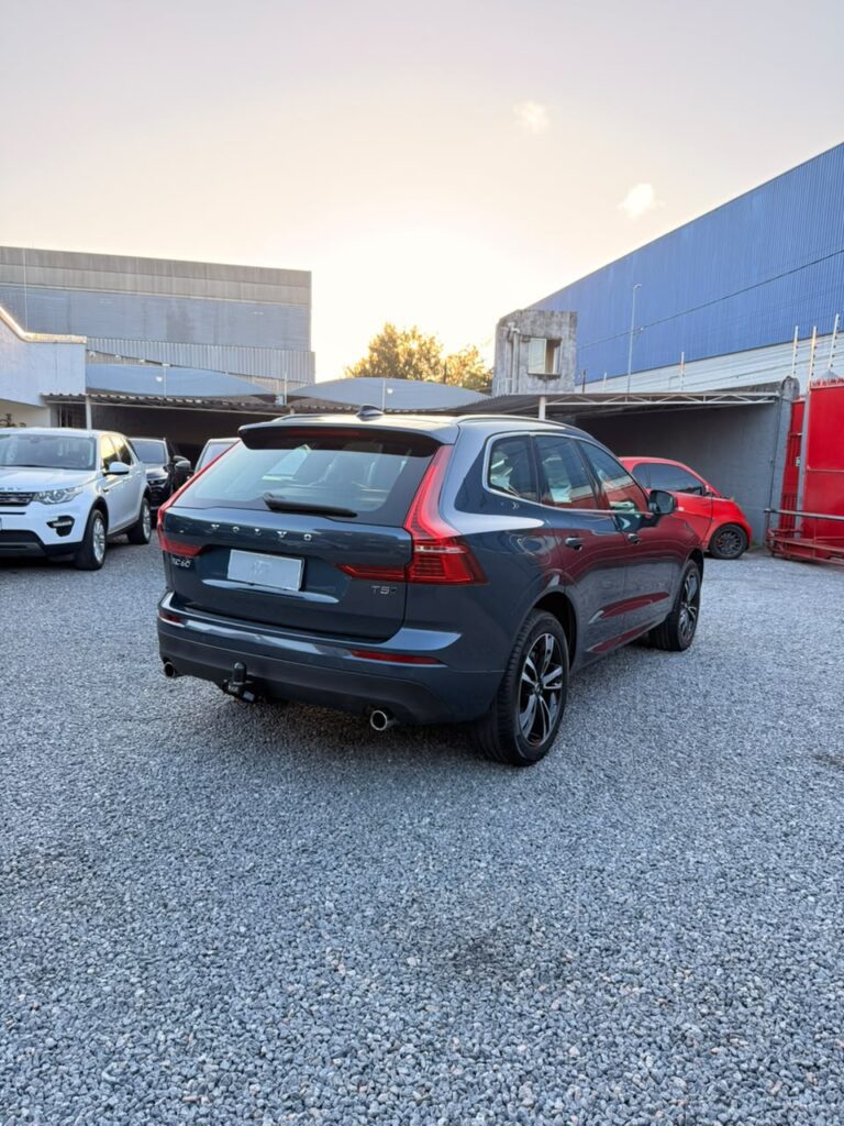 VOLVO XC60 T5 MOMENTUM 2018/2018