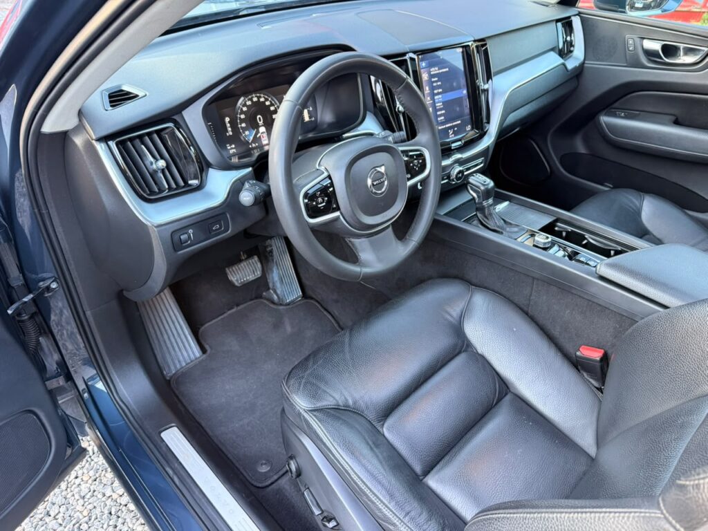 VOLVO XC60 T5 MOMENTUM 2018/2018