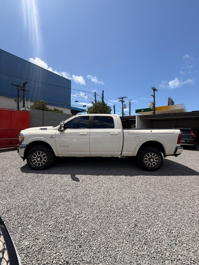 DODGE RAM 3500 LONGHORN 6.7 2024/2024