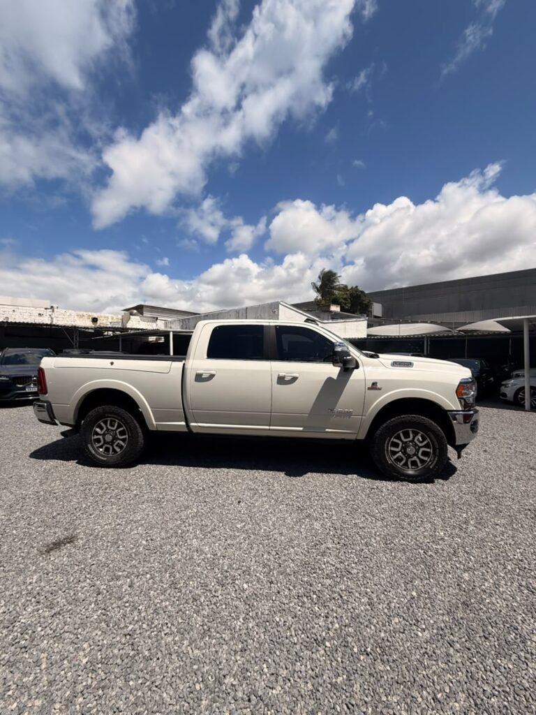 DODGE RAM 3500 LONGHORN 6.7 2024/2024