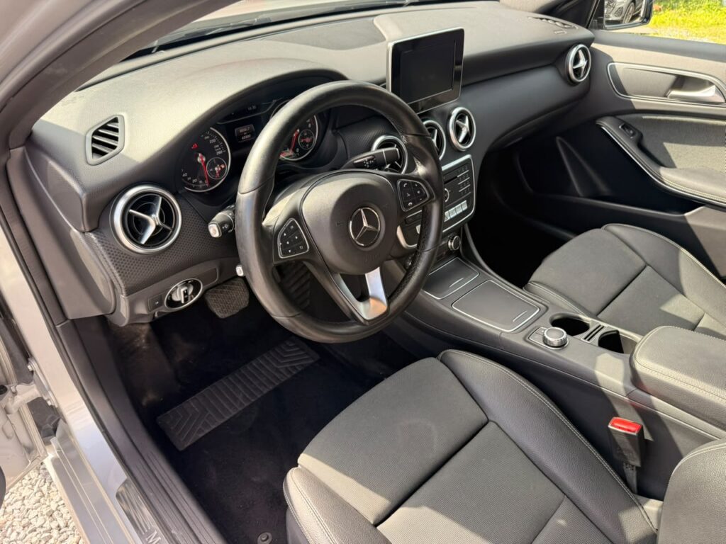 MERCEDES-BENZ A 200 1.6 TURBO 2016/2016