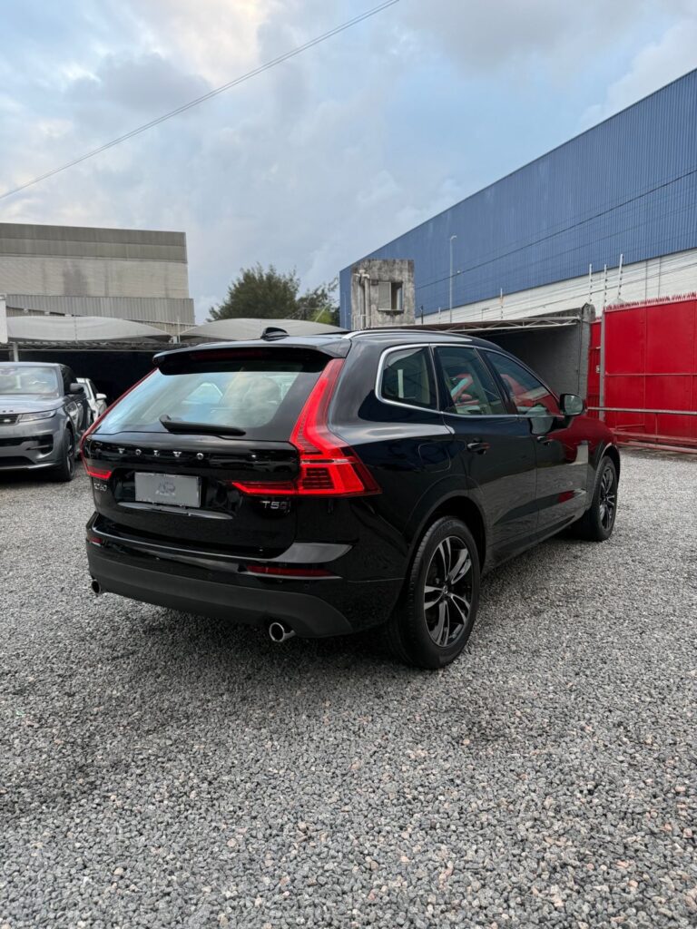 VOLVO XC60 T5 MOMENTUM 2018/2019