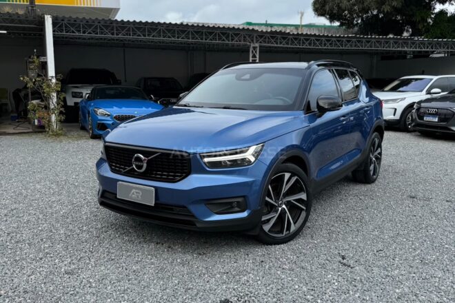 Volvo XC40