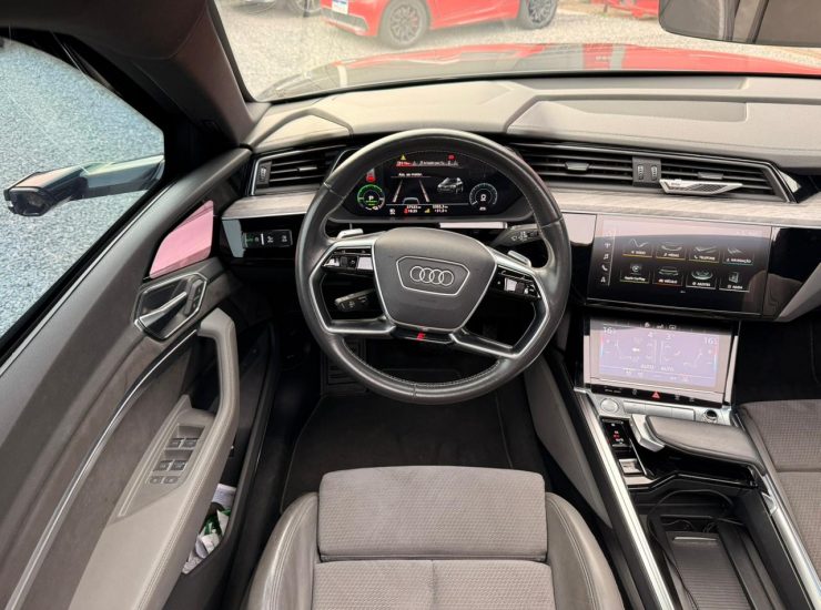 Audi E-Tron
