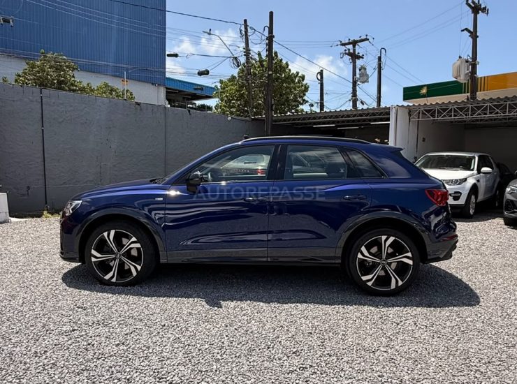 Audi Q3 Perf. Black 2.0 TFSI Tiptr. Quattro 2024