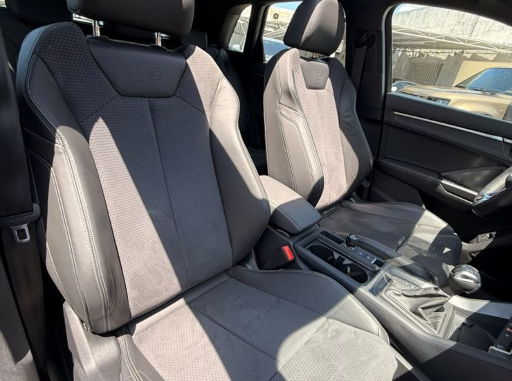 Audi Q3 Perf. Black 2.0 TFSI Tiptr. Quattro 2024