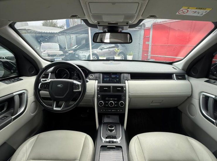 Land Rover Discovery Sport