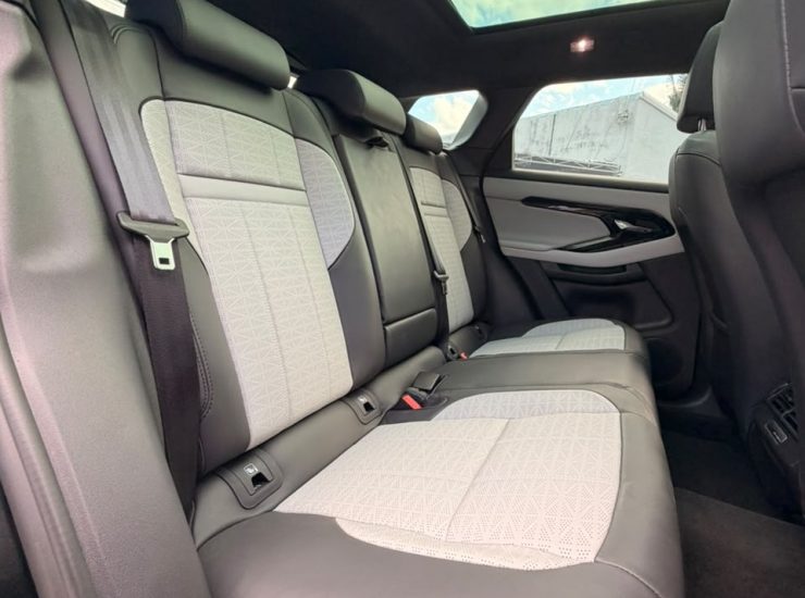 Land Rover Range R.EVOQUE Autob. 2.0 P250 Flex Aut 2026
