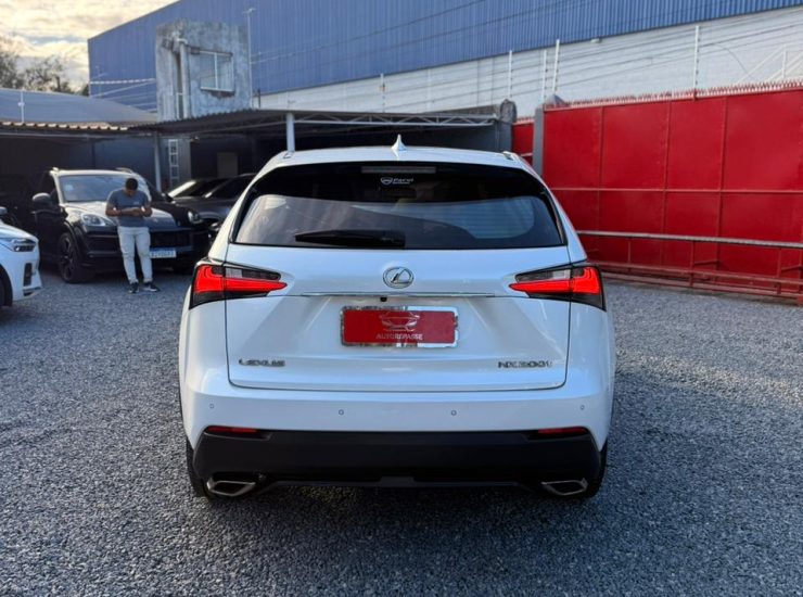 Lexus NX 200T