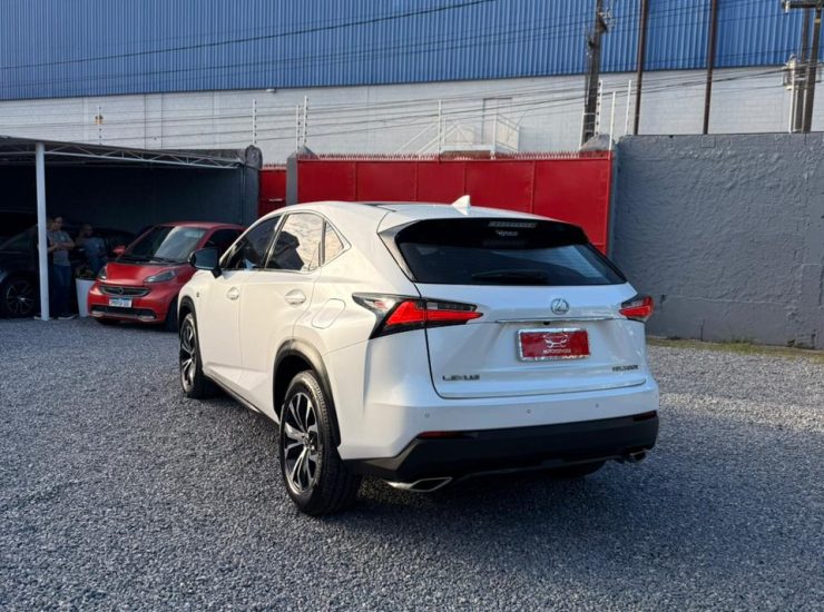 Lexus NX 200T