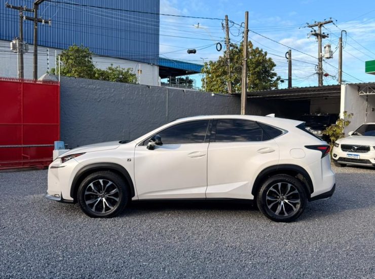 Lexus NX 200T