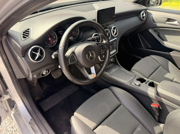 Mercedes-Benz A 200