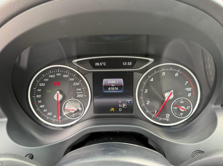 Mercedes-Benz A 200