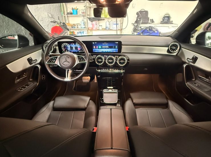 Mercedes-Benz CLA 200