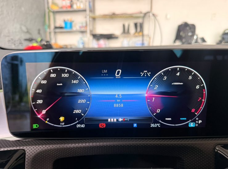 Mercedes-Benz CLA 200
