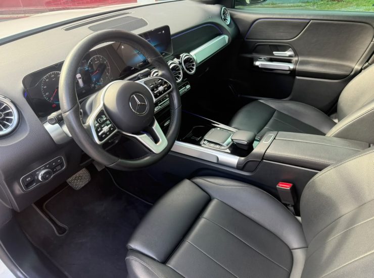 Mercedes-Benz GLB 200