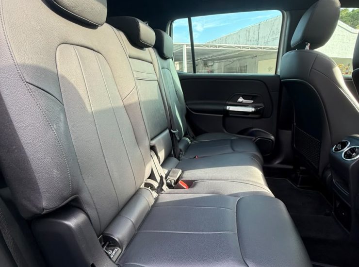 Mercedes-Benz GLB 200