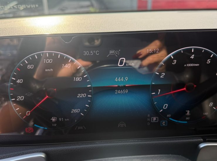 Mercedes-Benz GLB 200