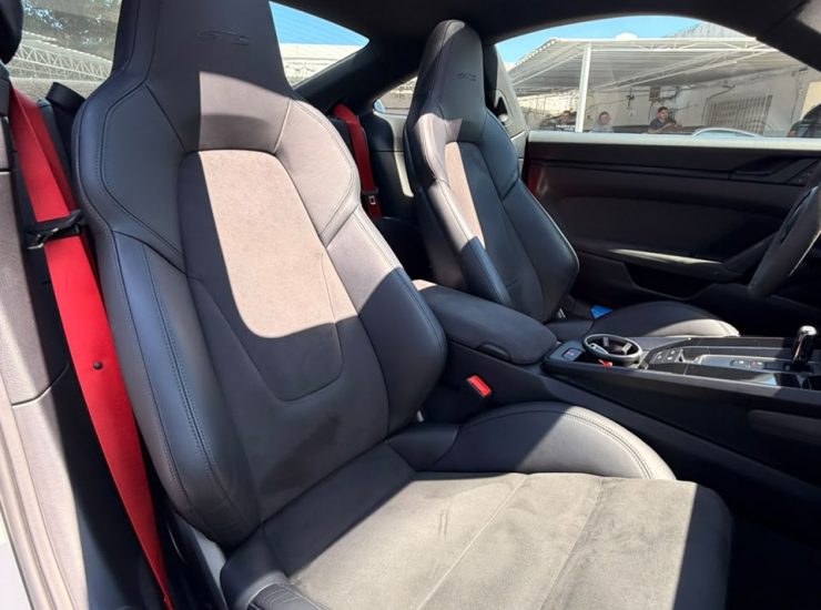 Porsche 718 Cayman 2.0 300cv 2024