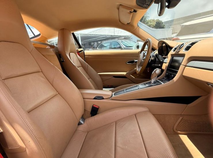 Porsche Cayman