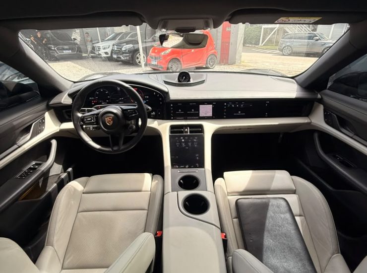 Porsche Taycan
