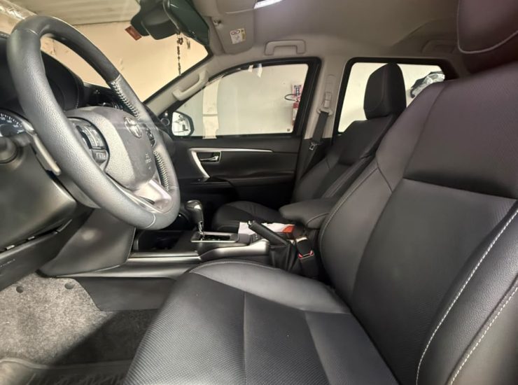 Toyota Hilux SW4