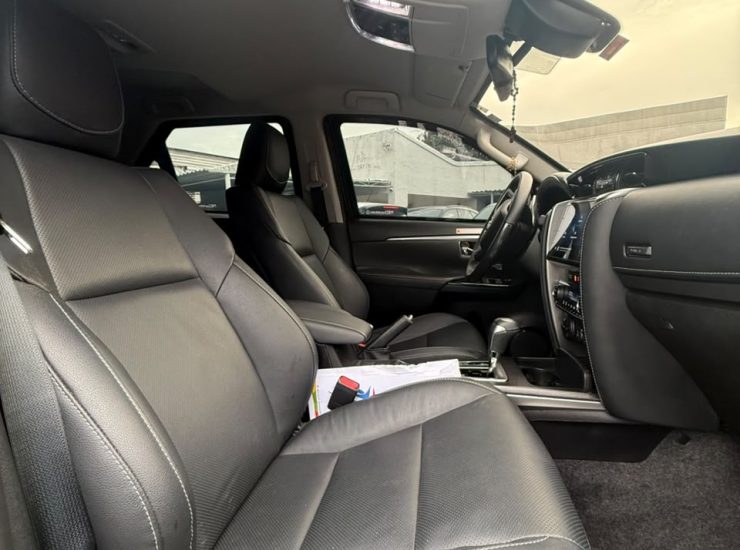 Toyota Hilux SW4