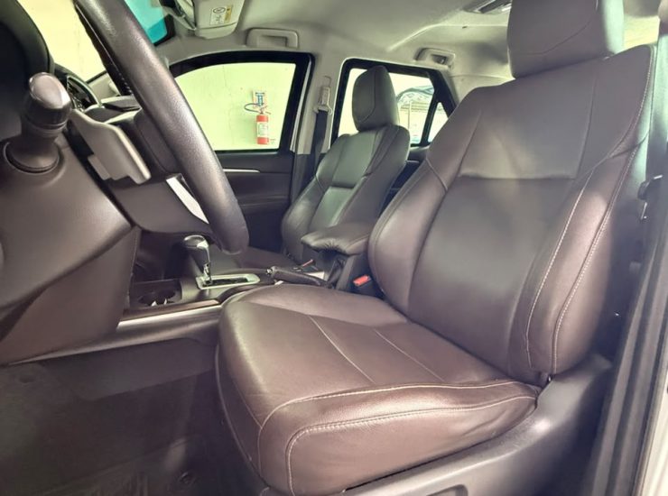 Toyota Hilux SW4 SRX 4x4 2.8 TDI 16V Dies. Aut. 2018