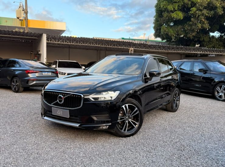 Volvo XC 60 T-5 MOMENTUM 2.0 254cv AWD 5p 2020