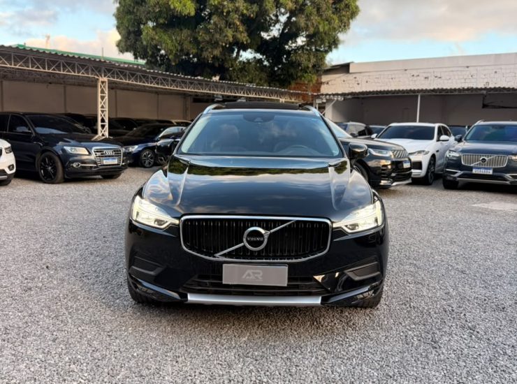 Volvo XC 60 T-5 MOMENTUM 2.0 254cv AWD 5p 2020