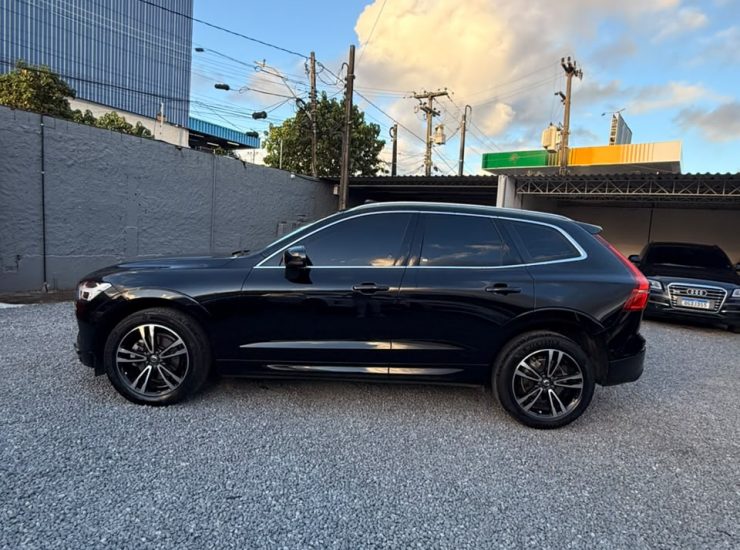 Volvo XC 60 T-5 MOMENTUM 2.0 254cv AWD 5p 2020