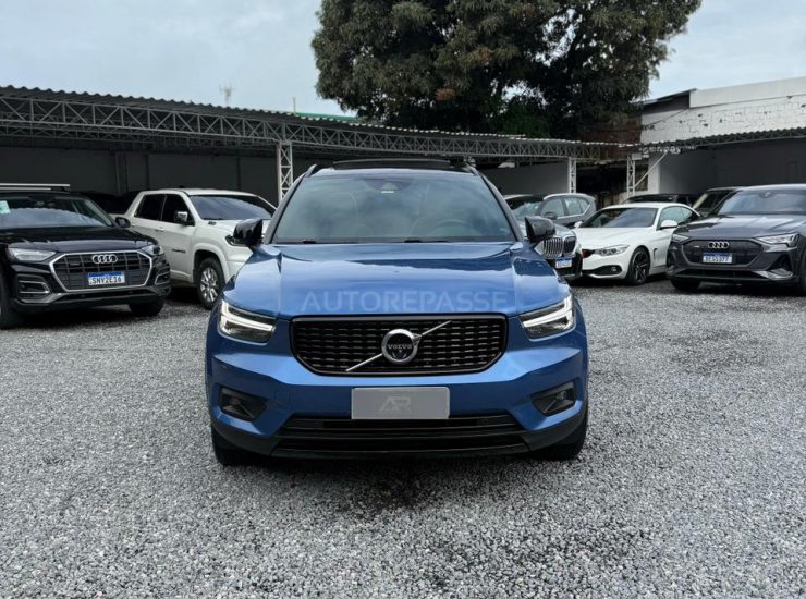 Volvo XC40
