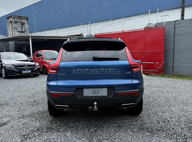 Volvo XC40