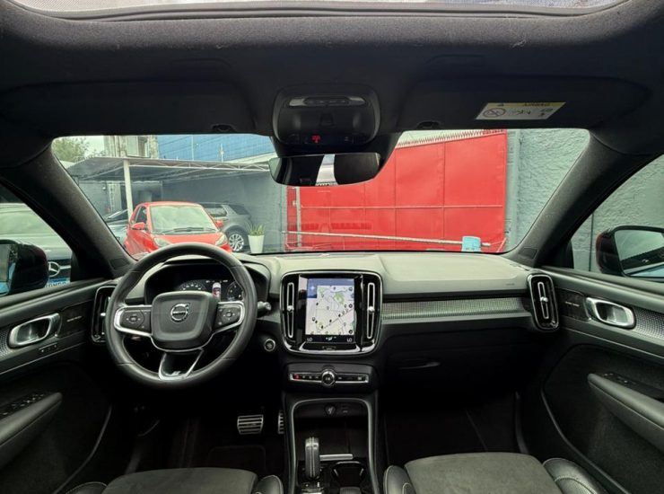Volvo XC40
