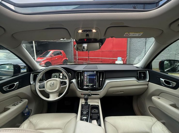 Volvo XC 60 T-5 MOMENTUM 2.0 254cv AWD 5p 2019