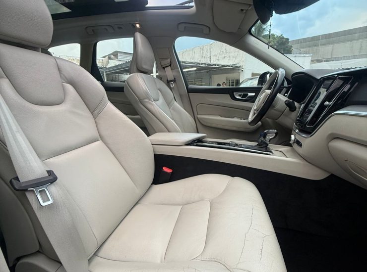 Volvo XC 60 T-5 MOMENTUM 2.0 254cv AWD 5p 2019