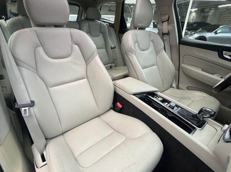 Volvo XC 60 T-5 MOMENTUM 2.0 254cv AWD 5p 2019