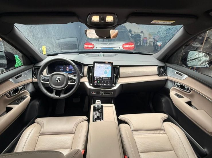 Volvo XC90